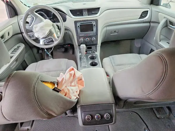 1GNKRGKD9HJ136454 2017 CHEVROLET TRAVERSE - Image 8