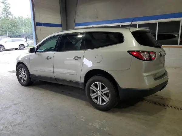 1GNKRGKD9HJ141007 2017 CHEVROLET TRAVERSE - Image 2