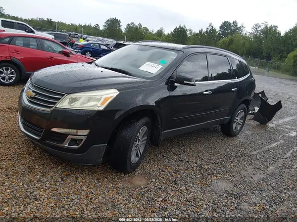 1GNKRGKD9HJ166893 2017 CHEVROLET TRAVERSE - Image 2