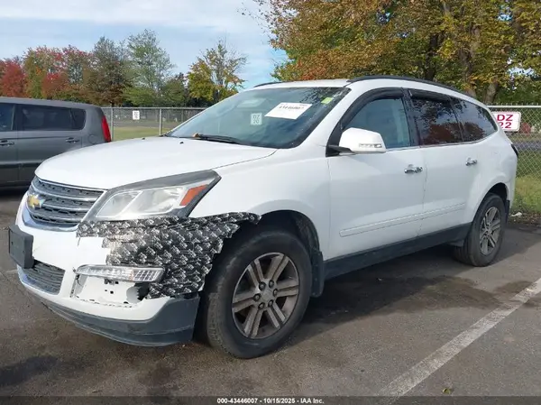 1GNKRGKD9HJ195651 2017 CHEVROLET TRAVERSE - Image 2