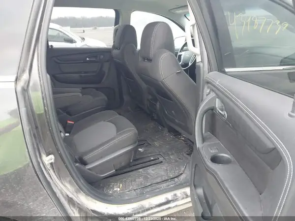 1GNKRGKD9HJ304447 2017 CHEVROLET TRAVERSE - Image 8