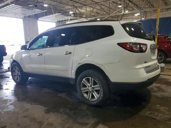 1GNKRGKD9HJ304710 2017 CHEVROLET TRAVERSE - Image 2