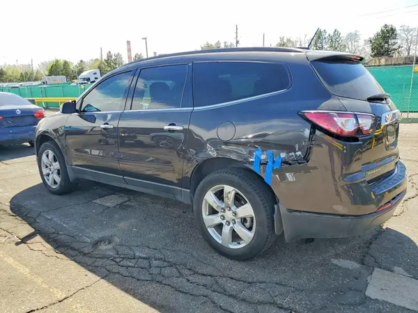 1GNKRGKD9HJ309339 2017 CHEVROLET TRAVERSE - Image 2