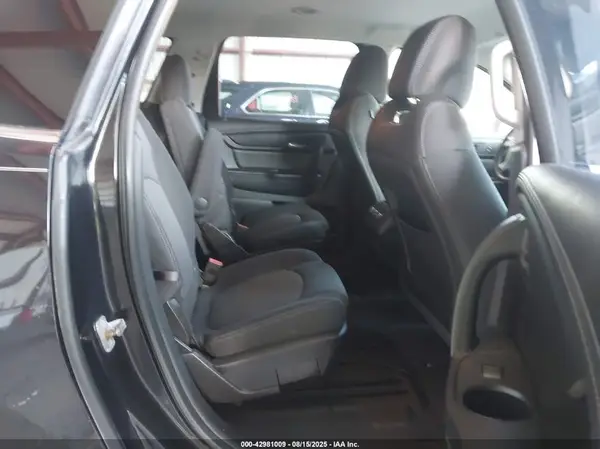 1GNKRGKD9HJ325637 2017 CHEVROLET TRAVERSE - Image 8
