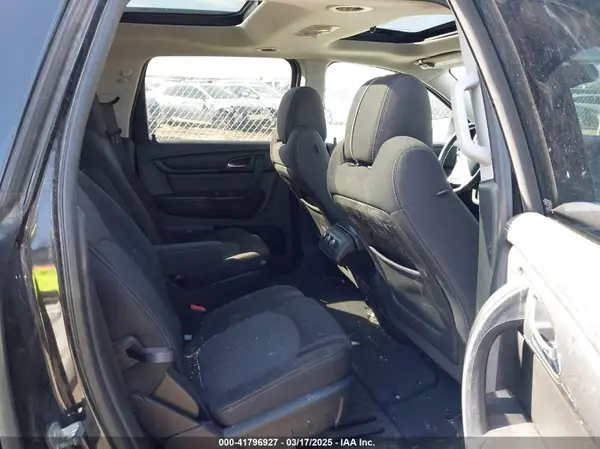 1GNKRGKD9HJ339487 2017 CHEVROLET TRAVERSE - Image 8