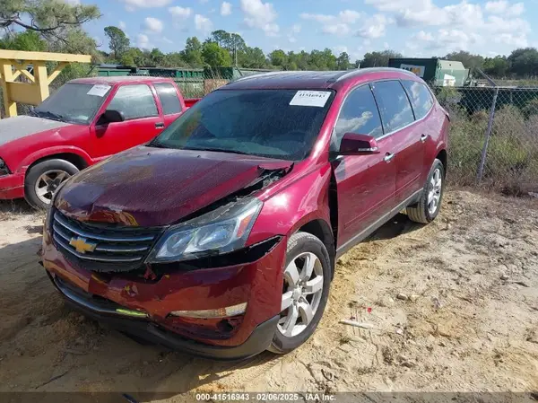 1GNKRGKD9HJ347055 2017 CHEVROLET TRAVERSE - Image 2