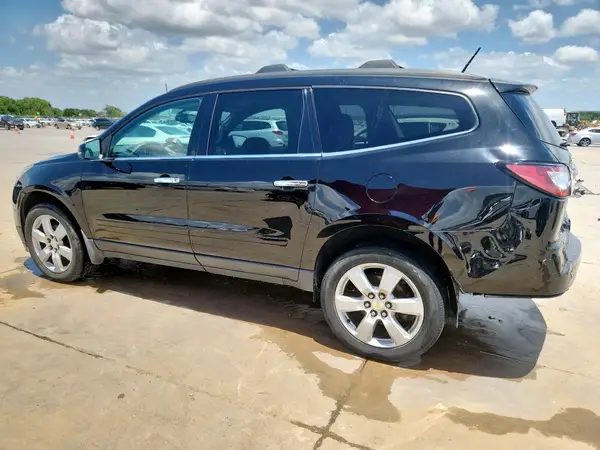 1GNKRGKD9HJ347492 2017 CHEVROLET TRAVERSE - Image 2