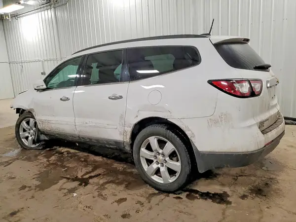 1GNKRGKD9HJ347931 2017 CHEVROLET TRAVERSE - Image 2