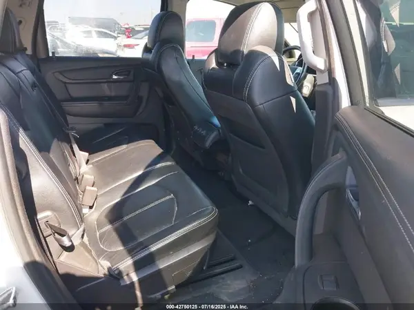 1GNKRGKD9HJ351588 2017 CHEVROLET TRAVERSE - Image 8