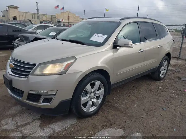 1GNKRGKDOGJ179143 2016 CHEVROLET TRAVERSE - Image 2