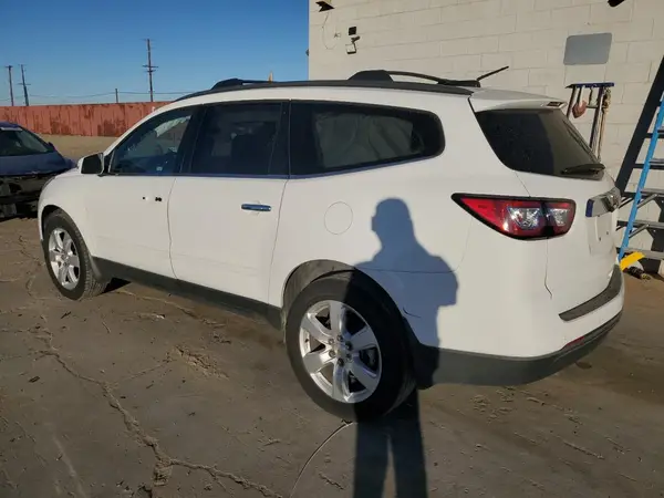 1GNKRGKDXGJ180493 2016 CHEVROLET TRAVERSE - Image 2