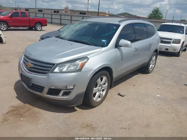 1GNKRGKDXGJ255936 2016 CHEVROLET TRAVERSE - Image 2