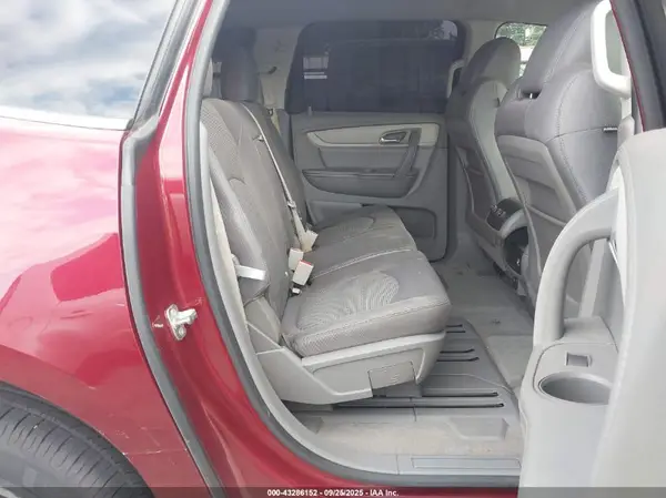 1GNKRGKDXGJ274230 2016 CHEVROLET TRAVERSE - Image 8