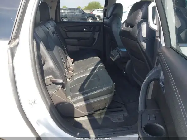 1GNKRGKDXHJ111305 2017 CHEVROLET TRAVERSE - Image 8