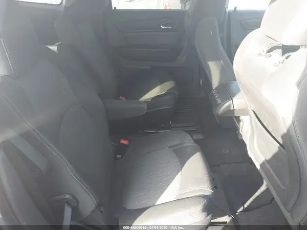 1GNKRGKDXHJ118562 2017 CHEVROLET TRAVERSE - Image 8