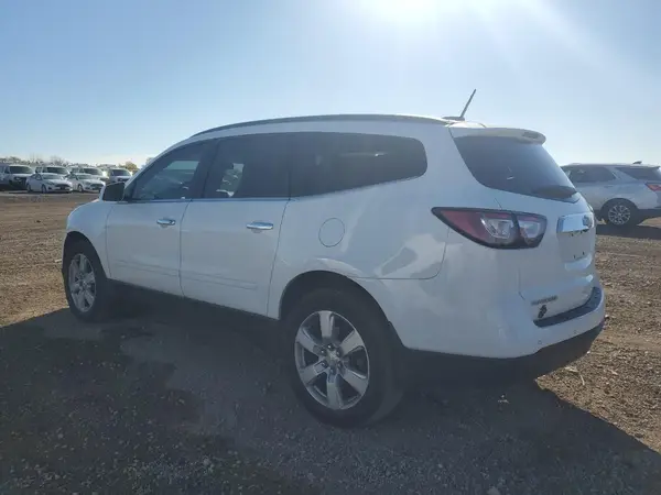 1GNKRGKDXHJ132607 2017 CHEVROLET TRAVERSE - Image 2