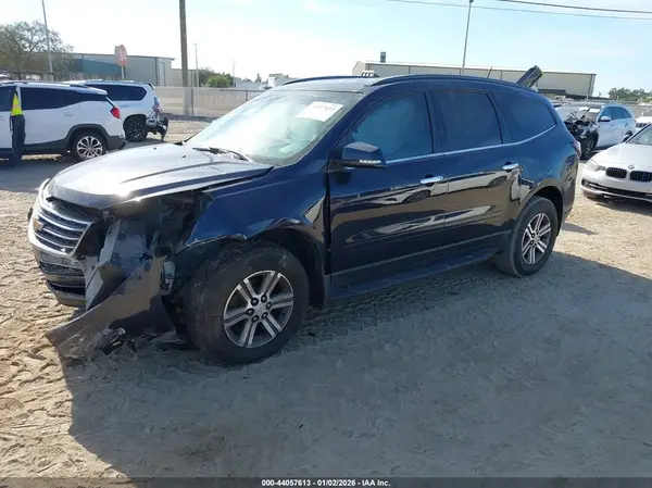 1GNKRGKDXHJ166854 2017 CHEVROLET TRAVERSE - Image 2