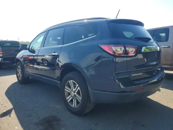 1GNKRGKDXHJ180754 2017 CHEVROLET TRAVERSE - Image 2