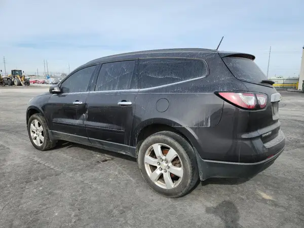 1GNKRGKDXHJ190538 2017 CHEVROLET TRAVERSE - Image 2