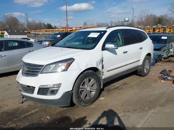1GNKRGKDXHJ281700 2017 CHEVROLET TRAVERSE - Image 2