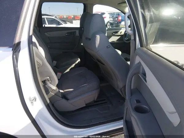 1GNKRGKDXHJ307714 2017 CHEVROLET TRAVERSE - Image 8