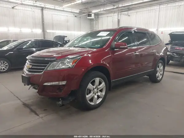 1GNKRGKDXHJ313271 2017 CHEVROLET TRAVERSE - Image 2