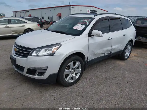 1GNKRGKDXHJ328711 2017 CHEVROLET TRAVERSE - Image 2