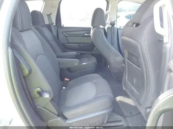1GNKRGKDXHJ348568 2017 CHEVROLET TRAVERSE - Image 8