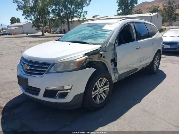 1GNKRHKD0GJ118574 2016 CHEVROLET TRAVERSE - Image 2