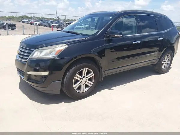 1GNKRHKD0GJ125752 2016 CHEVROLET TRAVERSE - Image 2