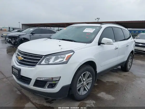 1GNKRHKD0GJ150408 2016 CHEVROLET TRAVERSE - Image 2