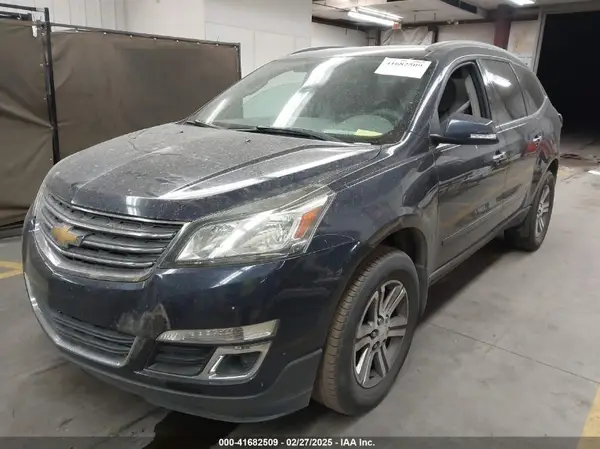 1GNKRHKD0GJ183277 2016 CHEVROLET TRAVERSE - Image 2