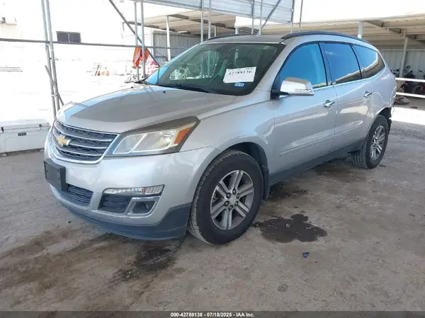 1GNKRHKD0GJ299840 2016 CHEVROLET TRAVERSE - Image 2
