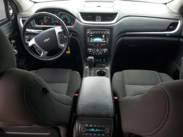1GNKRHKD0GJ305894 2016 CHEVROLET TRAVERSE - Image 8