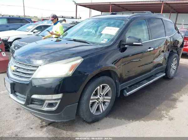 1GNKRHKD0GJ335039 2016 CHEVROLET TRAVERSE - Image 2