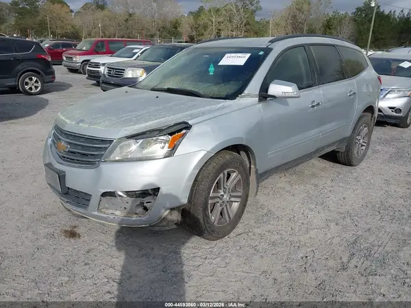 1GNKRHKD0GJ345487 2016 CHEVROLET TRAVERSE - Image 2