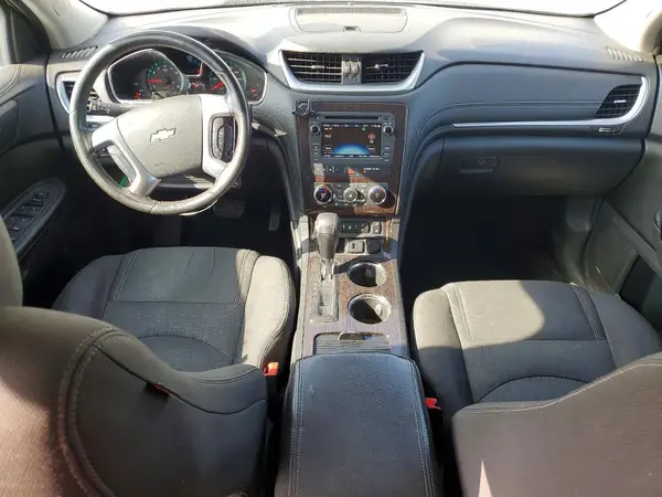 1GNKRHKD0HJ162611 2017 CHEVROLET TRAVERSE - Image 8