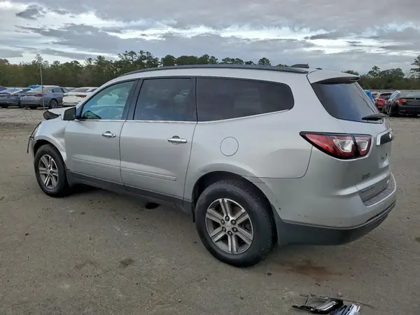 1GNKRHKD0HJ176461 2017 CHEVROLET TRAVERSE - Image 2