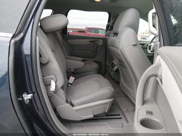 1GNKRHKD0HJ178226 2017 CHEVROLET TRAVERSE - Image 8