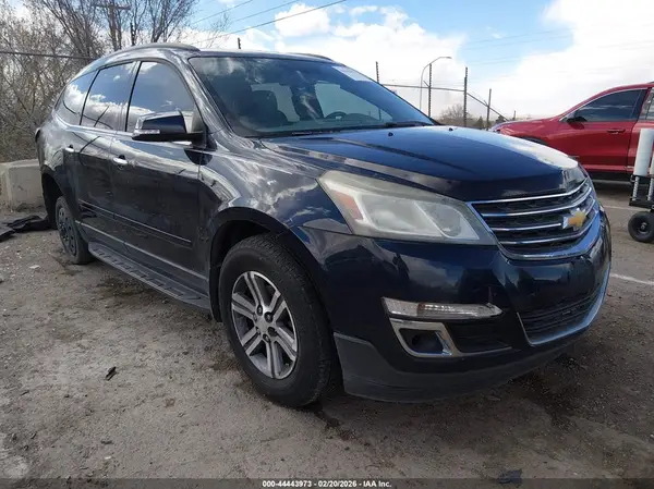 1GNKRHKD0HJ186942 2017 CHEVROLET TRAVERSE - Image 1