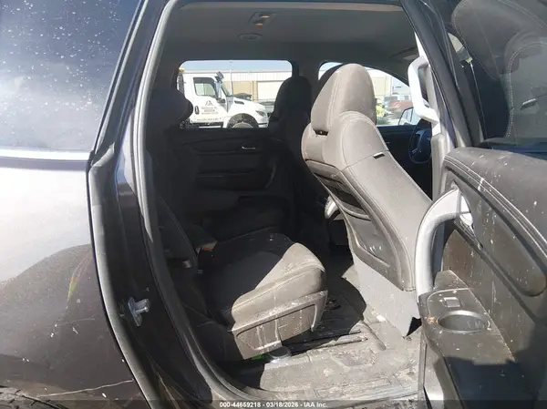 1GNKRHKD0HJ194698 2017 CHEVROLET TRAVERSE - Image 8