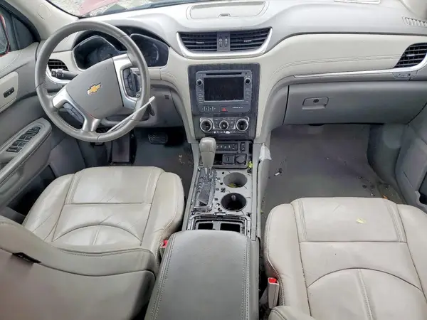 1GNKRHKD0HJ205277 2017 CHEVROLET TRAVERSE - Image 8