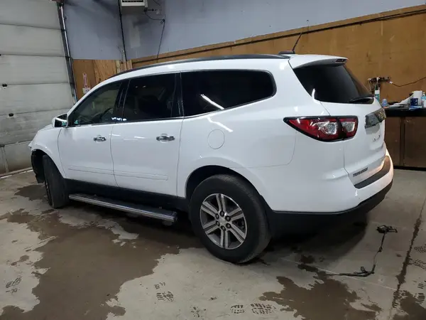 1GNKRHKD0HJ311650 2017 CHEVROLET TRAVERSE - Image 2
