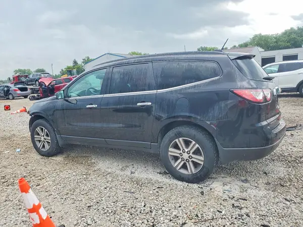 1GNKRHKD0HJ344101 2017 CHEVROLET TRAVERSE - Image 2