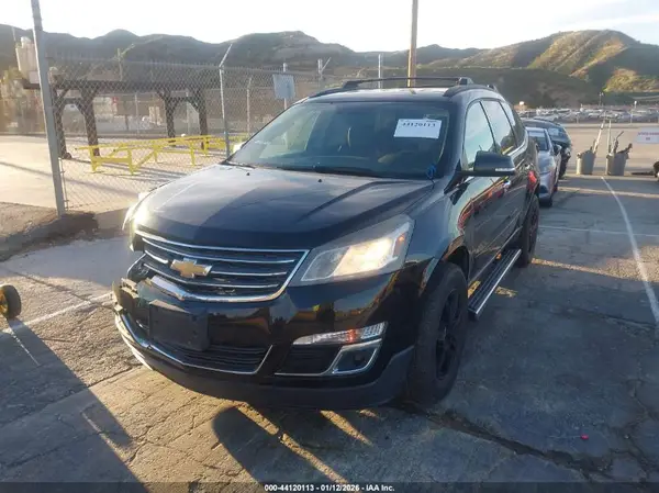 1GNKRHKD1GJ154810 2016 CHEVROLET TRAVERSE - Image 2