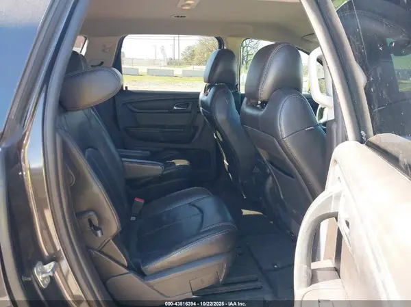 1GNKRHKD1GJ165936 2016 CHEVROLET TRAVERSE - Image 8