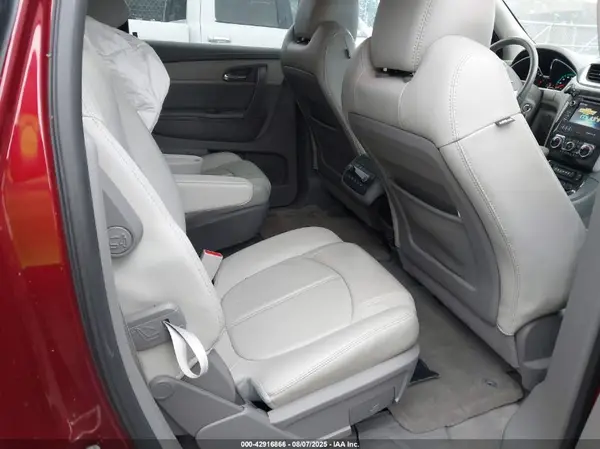 1GNKRHKD1GJ186866 2016 CHEVROLET TRAVERSE - Image 8