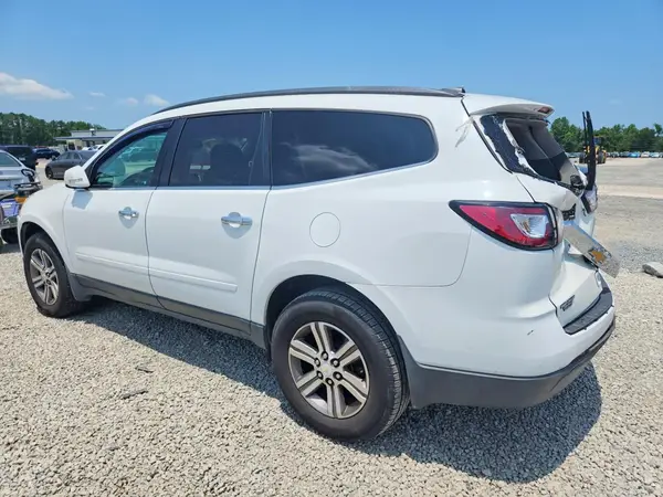 1GNKRHKD1GJ282156 2016 CHEVROLET TRAVERSE - Image 2