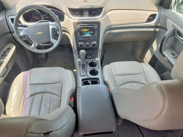 1GNKRHKD1GJ282156 2016 CHEVROLET TRAVERSE - Image 8