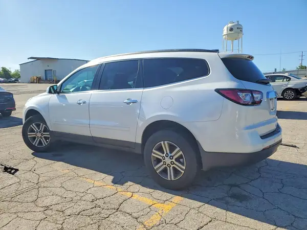 1GNKRHKD1GJ340945 2016 CHEVROLET TRAVERSE - Image 2